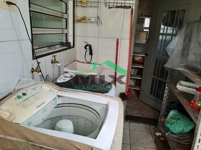 Casa com 300m² 2 quartos e 1 banheiro, à venda, no bairro Taboão em São Bernardo do Campo