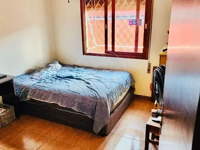 Casa com 250m² 3 quartos e 1 banheiro, à venda, no bairro Jardim Consórcio em São Paulo