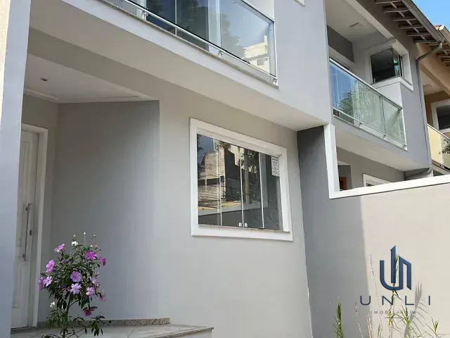 Casa 3 quartos e 2 banheiros, à venda, no bairro Jardim Amália em Volta Redonda