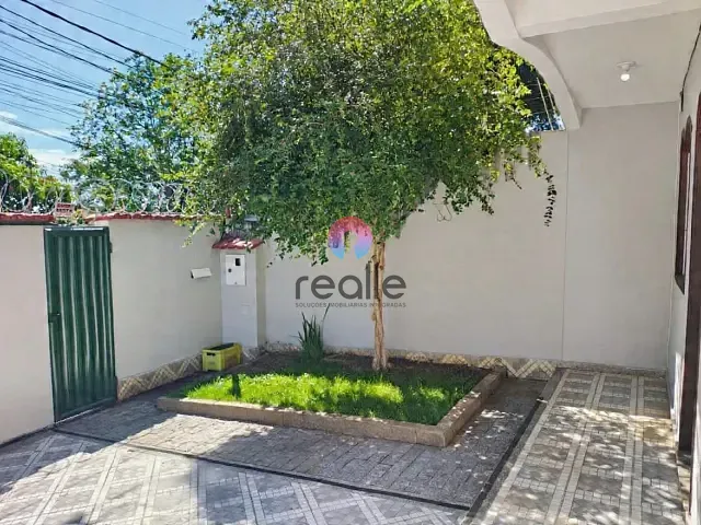 Casa com 180m² 4 quartos e 3 banheiros, à venda, no bairro Serrano em Belo Horizonte