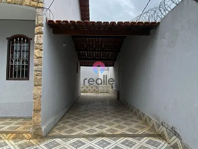 Casa com 180m² 4 quartos e 3 banheiros, à venda, no bairro Serrano em Belo Horizonte