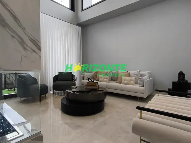 Casa com 720m² 5 quartos e 7 banheiros, à venda, no bairro Urbanova em São José dos Campos
