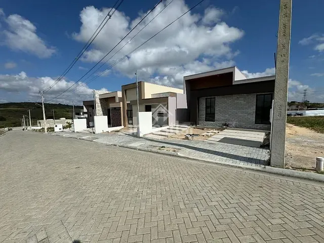 Casa 3 quartos e 2 banheiros, à venda, no bairro Malvinas em Campina Grande