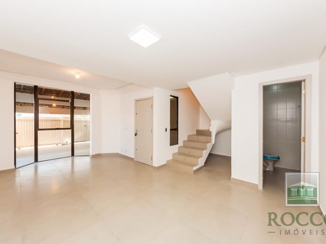 Casa com 200m² 3 quartos e 3 banheiros, à venda, no bairro Atuba em Curitiba