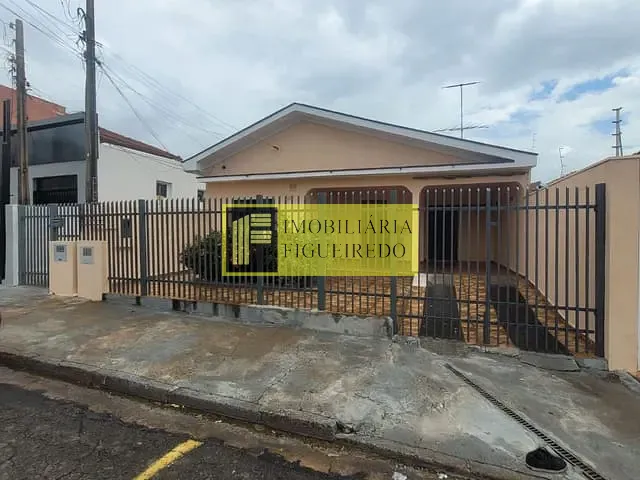 Casa com 90m² 2 quartos e 2 banheiros, para alugar, no bairro Parque Industrial em São José do Rio Preto