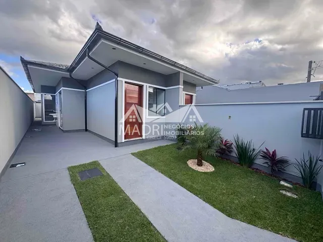 Casa com 125m² 2 quartos e 1 banheiro, à venda, no bairro Forquilhas em São José