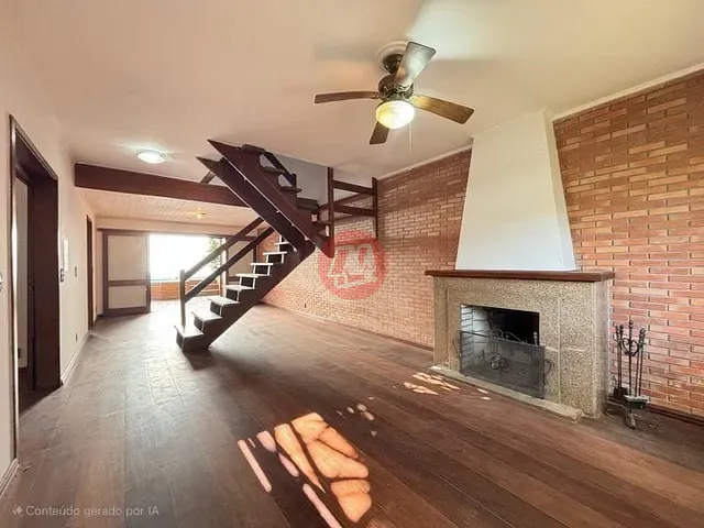 Casa com 264m² 3 quartos e 4 banheiros, à venda ou para alugar, no bairro Santana em Porto Alegre