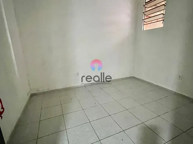 Casa 2 quartos e 1 banheiro, para alugar, no bairro Jardim Alvorada em Belo Horizonte