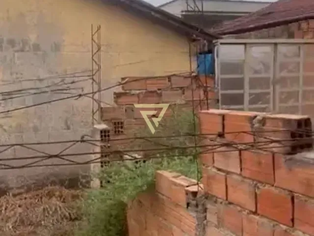 Casa com 200m² 2 quartos e 1 banheiro, à venda, no bairro Jardim Paiva em Ribeirão Preto