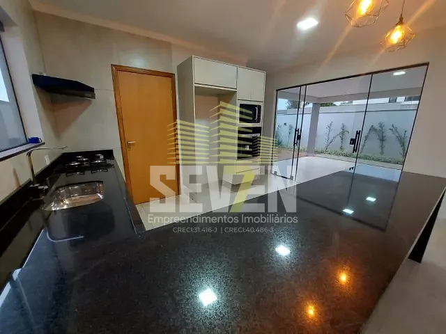 Casa com 560m² 3 quartos e 4 banheiros, à venda, no bairro Morada D Flor em Piratininga