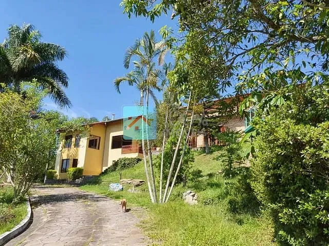Casa com 3200m² 4 quartos e 6 banheiros, à venda, no bairro Quinta das Flores em São José dos Campos