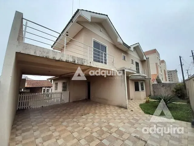 Sobrado 4 quartos e 3 banheiros, à venda, no bairro Jardim Carvalho em Ponta Grossa