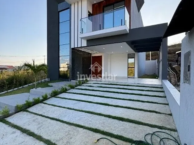 Casa com 228m² 4 quartos e 5 banheiros, à venda, no bairro Teriva em Campina Grande