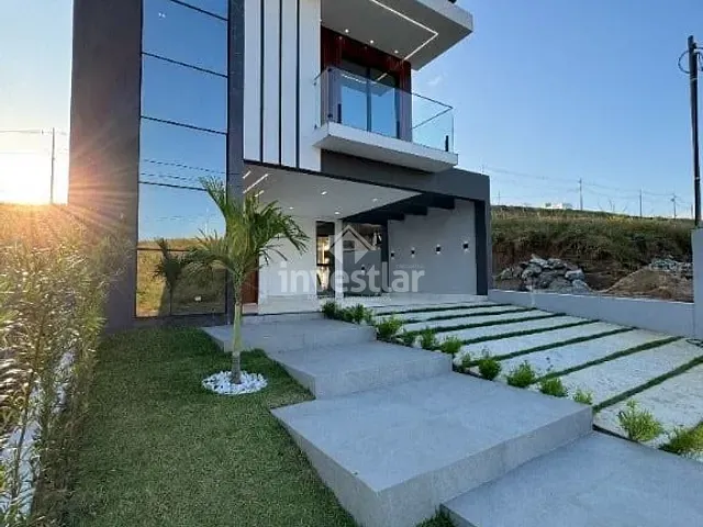 Casa com 228m² 4 quartos e 5 banheiros, à venda, no bairro Teriva em Campina Grande
