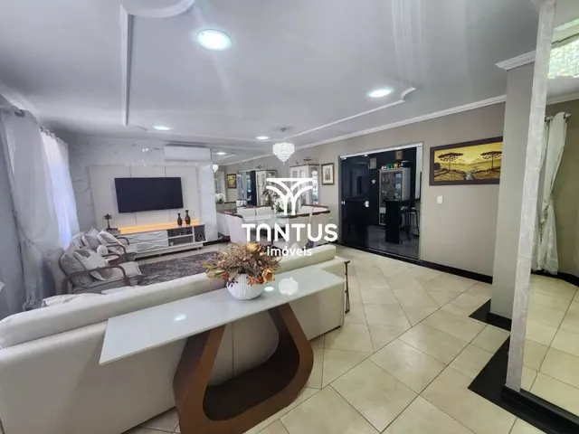 Casa com 128m² 3 quartos e 3 banheiros, à venda, no bairro Capão Raso em Curitiba