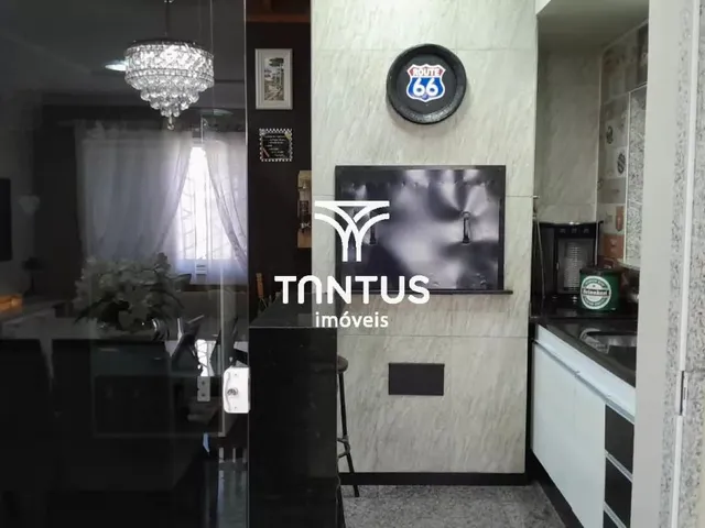 Casa com 128m² 3 quartos e 3 banheiros, à venda, no bairro Capão Raso em Curitiba