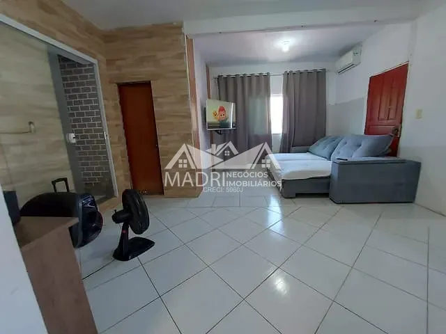 Casa 2 quartos e 2 banheiros, à venda, no bairro Aririú em Palhoça
