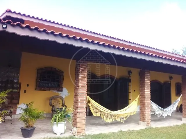Casa com 530m² 2 quartos e 1 banheiro, à venda, no bairro Cidade Nova Peruibe em Peruíbe