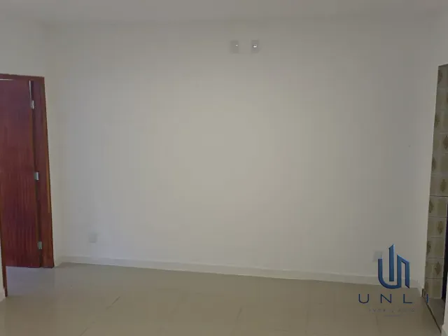 Casa 1 quarto e 1 banheiro, para alugar, no bairro Belmonte em Volta Redonda
