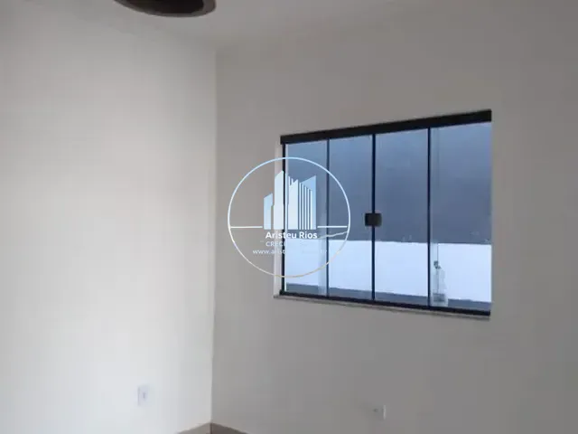 Casa com 68m² 2 quartos e 1 banheiro, à venda, no bairro Morumbi II em Pouso Alegre