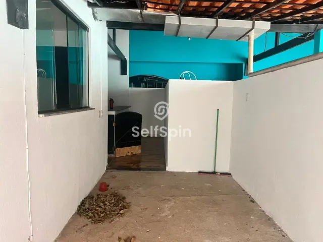 Casa 2 quartos e 2 banheiros, para alugar, no bairro Piratininga em Niterói