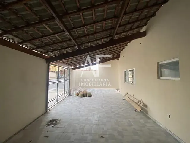 Casa com 150m² 3 quartos e 2 banheiros, à venda, no bairro Jardim Gurilândia em Taubaté