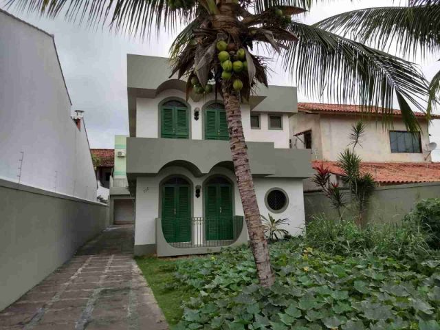 Casa 4 quartos e 2 banheiros, à venda, no bairro pelinca em Campos dos Goytacazes