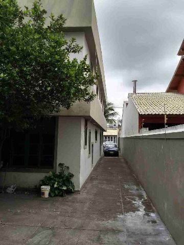 Casa 4 quartos e 2 banheiros, à venda, no bairro pelinca em Campos dos Goytacazes