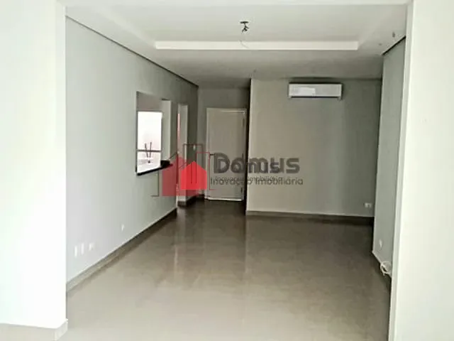 Casa com 233m², à venda, no bairro Água Preta em Pindamonhangaba