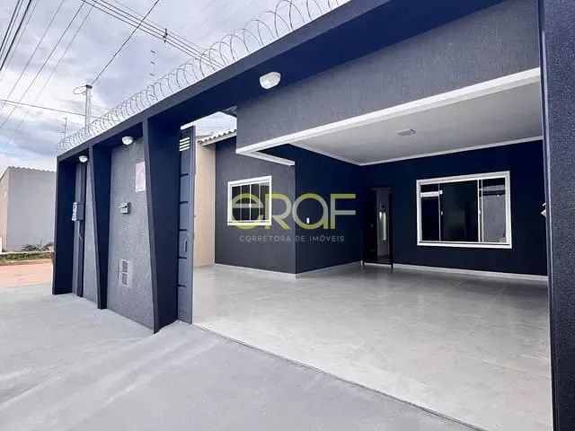 Casa 3 quartos e 2 banheiros, à venda, no bairro Parque da Colina I em Formosa