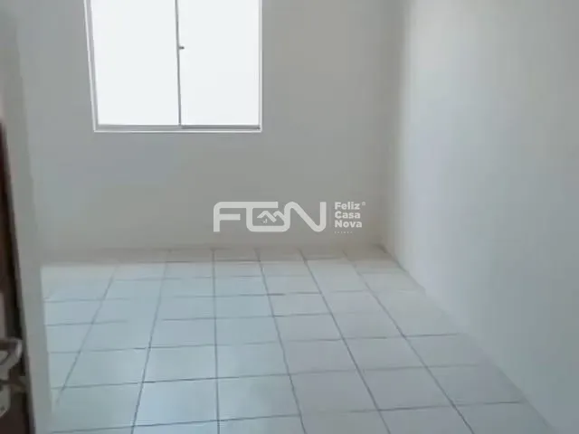 Casa 2 quartos e 2 banheiros, à venda, no bairro Parque Real Serra Verde em Camaçari