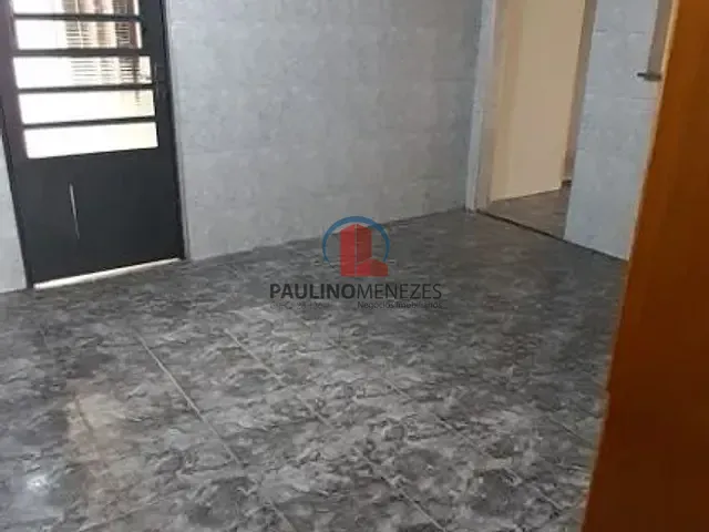 Casa com 300m² 3 quartos e 1 banheiro, à venda, no bairro Jardim Guanabara em Americana