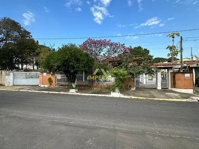 Casa com 1053m², à venda, no bairro Centro em Salto
