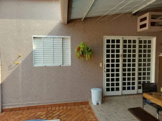 Casa com 300m² 2 quartos e 4 banheiros, à venda, no bairro Boa Esperança em Cuiabá