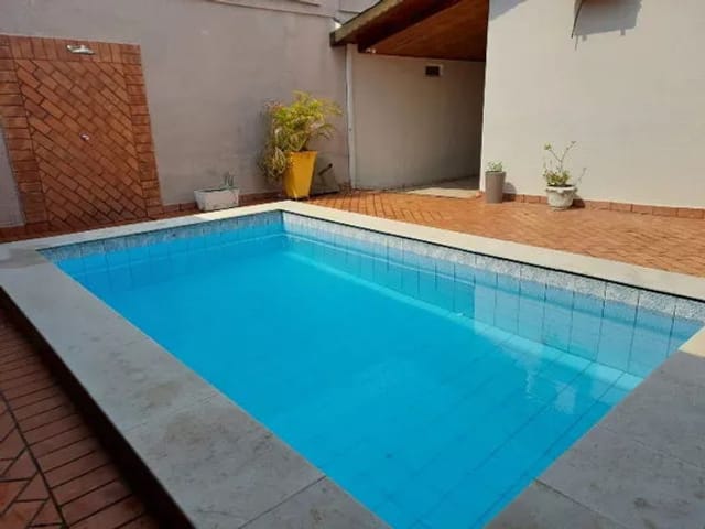 Casa com 300m² 2 quartos e 4 banheiros, à venda, no bairro Boa Esperança em Cuiabá