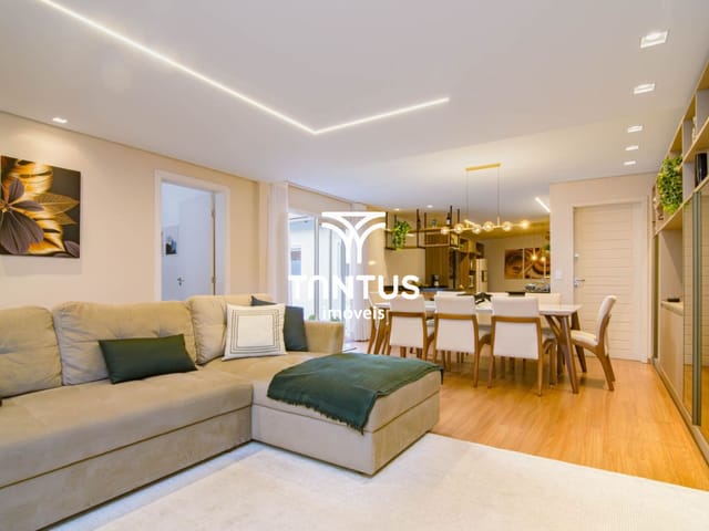 Casa com 284m² 2 quartos e 2 banheiros, à venda, no bairro Alto da Glória em Curitiba