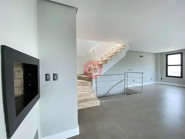 Casa com 1040m² 3 quartos e 5 banheiros, à venda, no bairro Tristeza em Porto Alegre