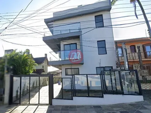 Casa com 1040m² 3 quartos e 5 banheiros, à venda, no bairro Tristeza em Porto Alegre
