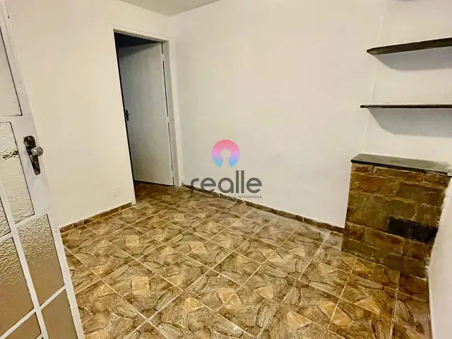 Casa 1 quarto e 1 banheiro, para alugar, no bairro Padre Eustáquio em Belo Horizonte