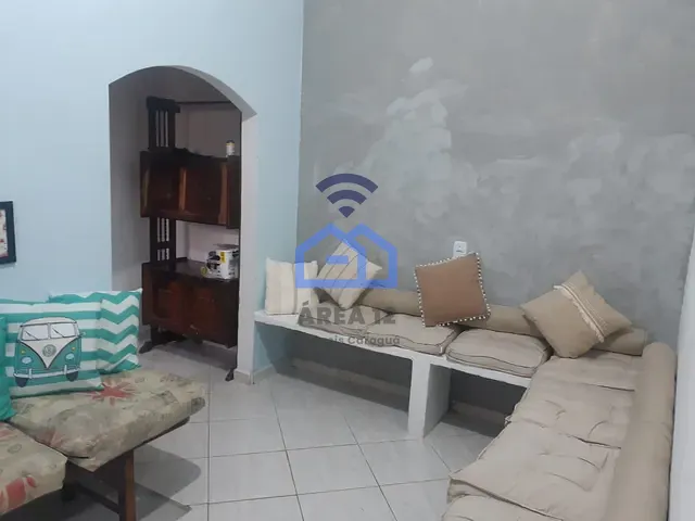 Casa com 300m² 2 quartos e 1 banheiro, à venda, no bairro Martim de Sá em Caraguatatuba