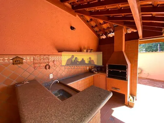 Casa com 300m² 3 quartos e 4 banheiros, à venda, no bairro Jardim do Sol em Campinas
