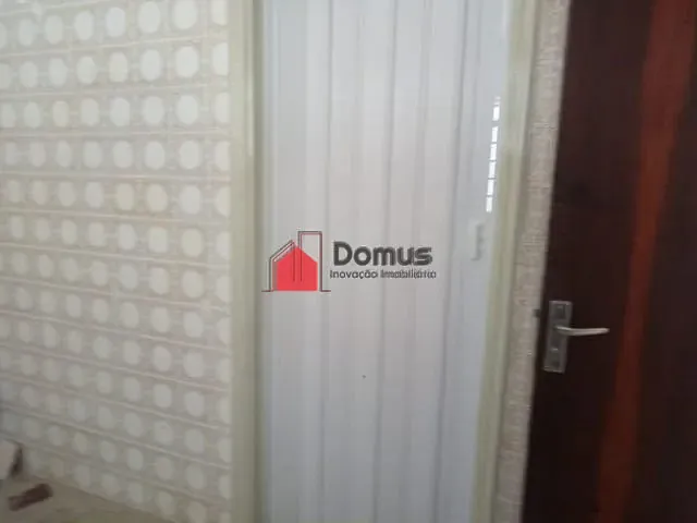 Casa com 300m², à venda, no bairro Santana em Pindamonhangaba
