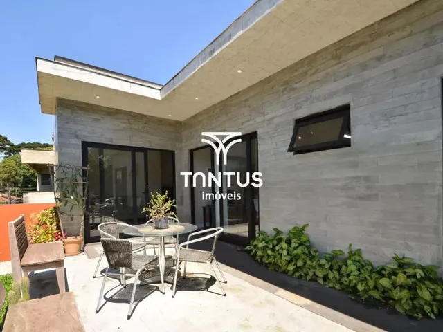 Casa com 204m² 2 quartos e 1 banheiro, à venda, no bairro Abranches em Curitiba