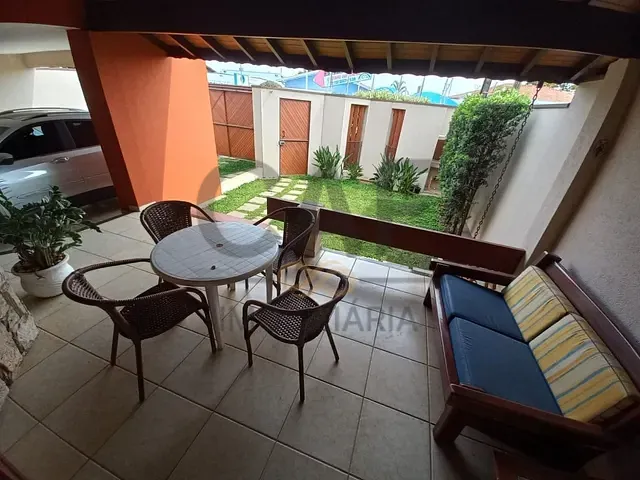 Casa com 275m² 3 quartos e 4 banheiros, à venda, no bairro Jardim Alice em Jaguariúna