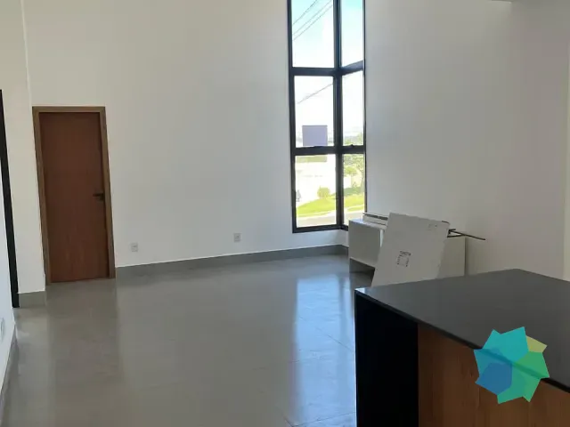 Casa com 300m² 3 quartos e 4 banheiros, à venda, no bairro Reserva Central Parque em Salto