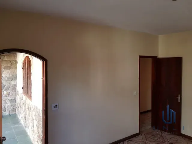 Casa 3 quartos e 2 banheiros, à venda, no bairro Voldac em Volta Redonda