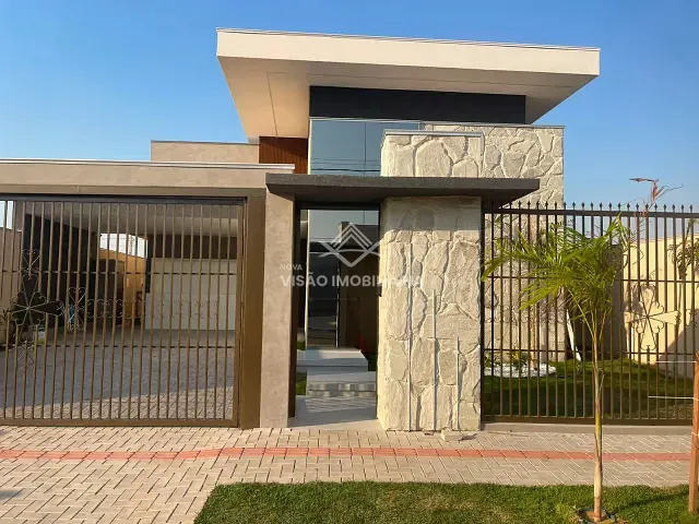 Casa 3 quartos e 4 banheiros, à venda, no bairro Residencial Riviera Suíça em Sinop