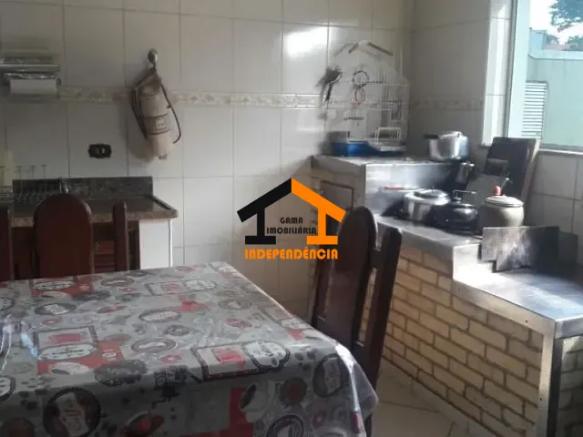 Casa com 1185m² 4 quartos e 7 banheiros, à venda, no bairro Jardim Santa Rosa em Itatiba