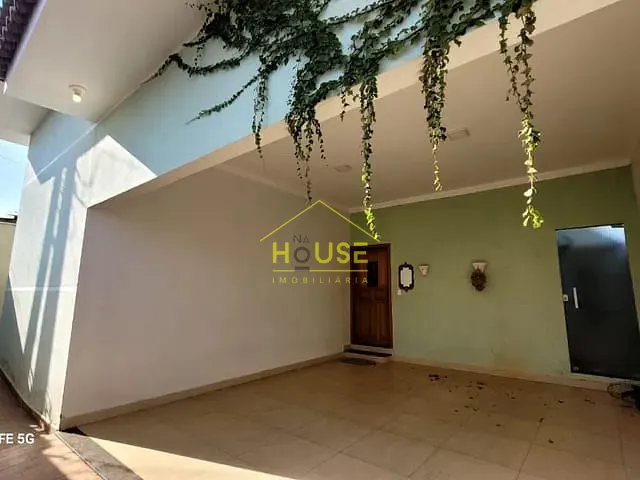 Casa com 250m² 3 quartos e 5 banheiros, à venda, no bairro Parque Residencial do Lago em Votuporanga