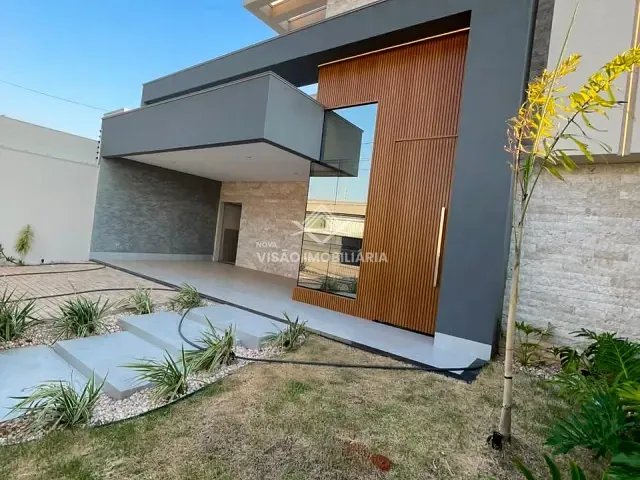 Casa 3 quartos e 4 banheiros, à venda, no bairro Residencial Riviera Suíça em Sinop